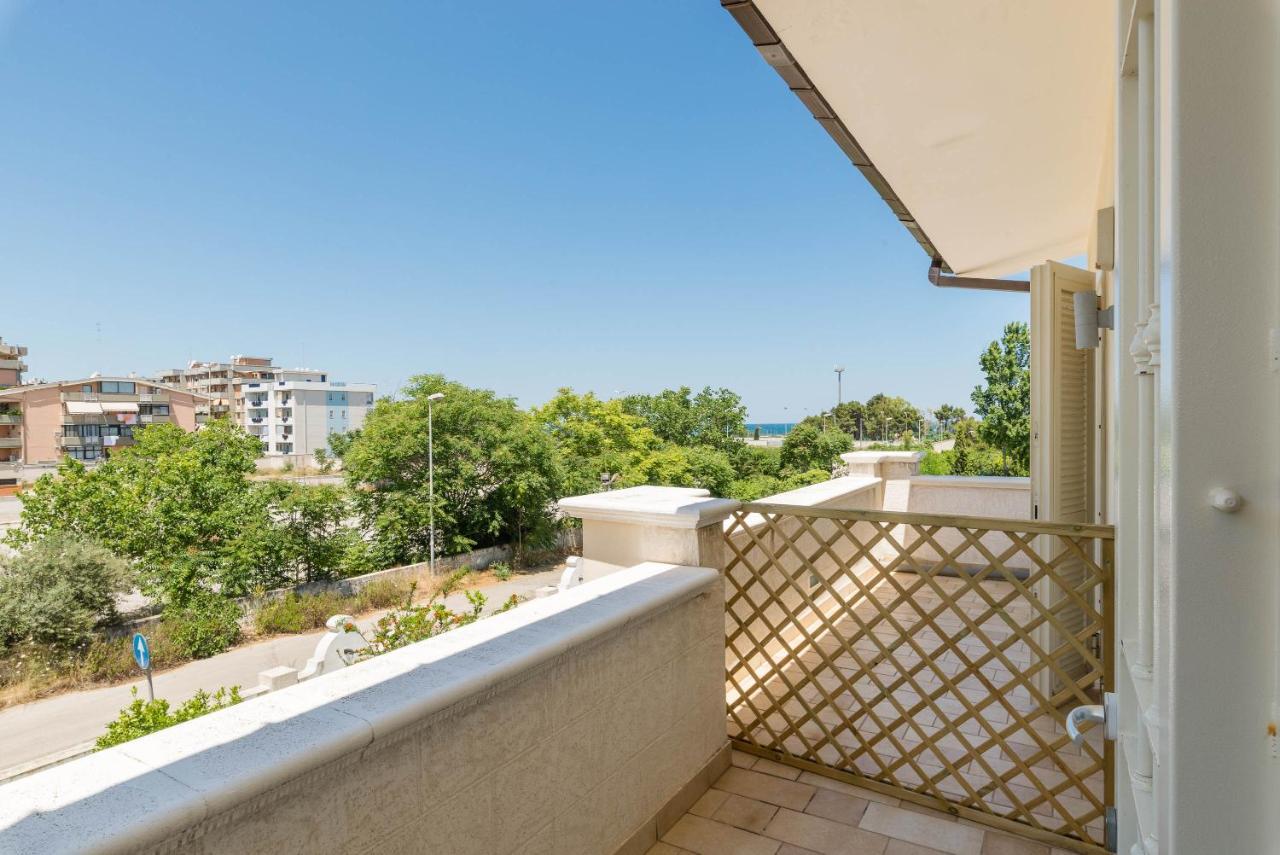 Casa Agapantus Con Piscina Da Giugno Leilighet Bari Eksteriør bilde