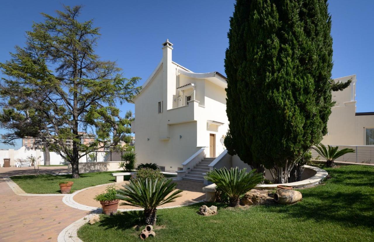Casa Agapantus Con Piscina Da Giugno Leilighet Bari Eksteriør bilde